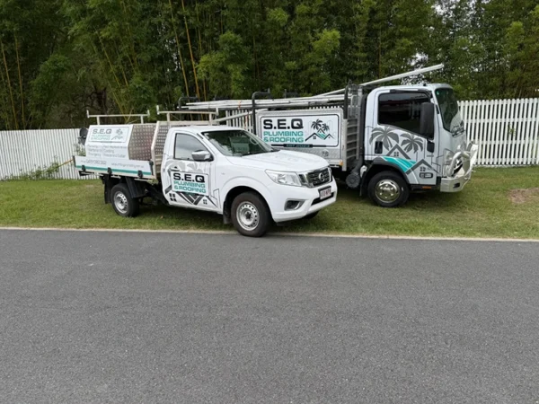 Blocked drain repair service vehicles by licensed plumbers